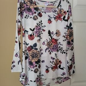 Lularoe Lynnae top